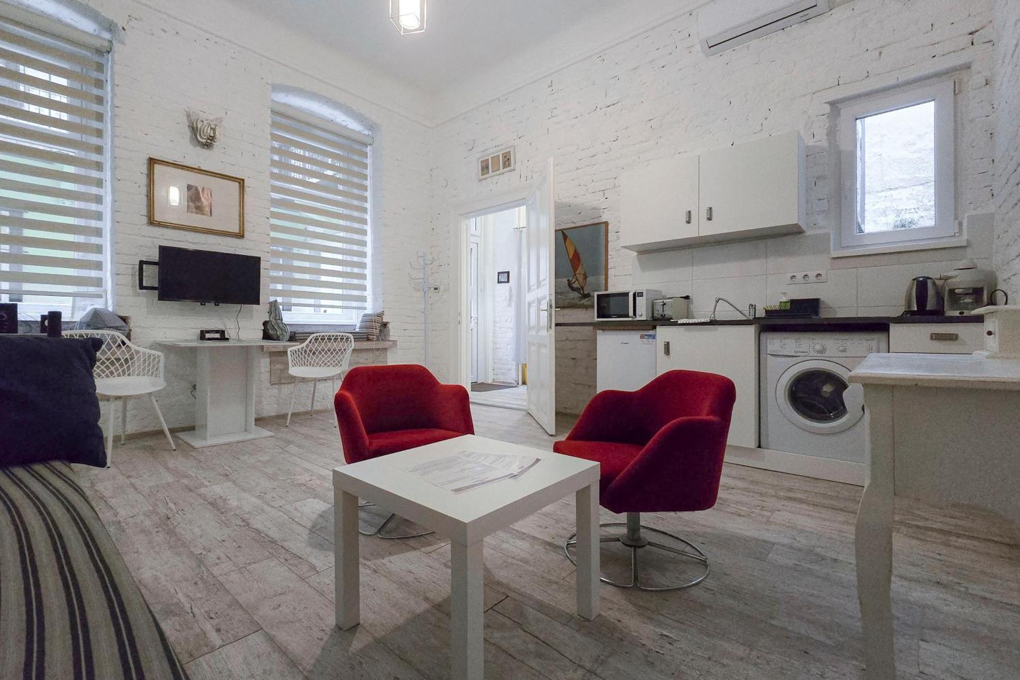 Wolf Apartment With Terrace Будапеща Екстериор снимка